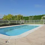 Villa Comfortable With Swimming Pool *