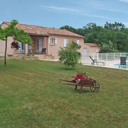 Comfortable With Swimming Pool Saint-Victor-de-Malcap