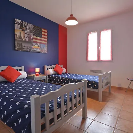 Comfortable With Swimming Pool Villa Saint-Victor-de-Malcap