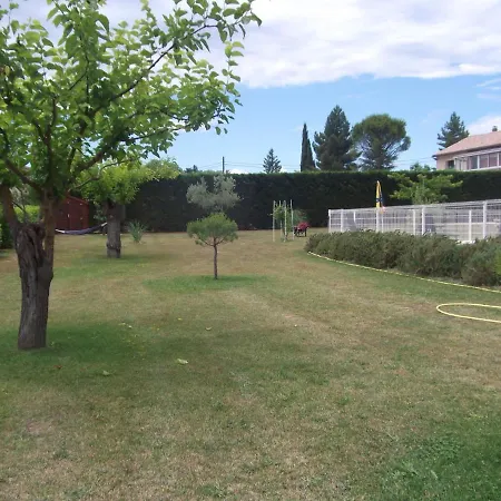 Villa Comfortable With Swimming Pool