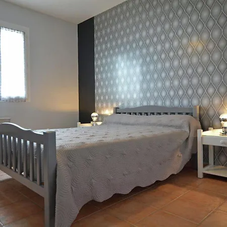 Comfortable With Swimming Pool Villa *