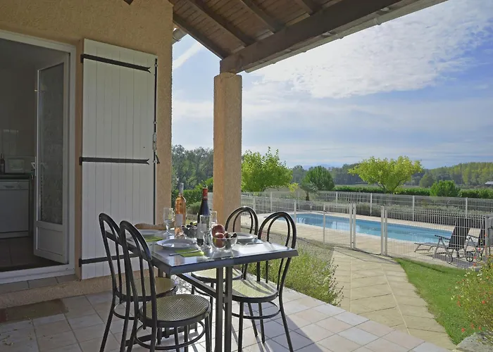 Comfortable With Swimming Pool