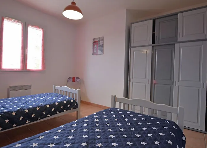 Comfortable With Swimming Pool * Saint-Victor-de-Malcap