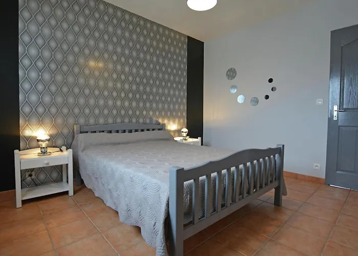 Comfortable With Swimming Pool